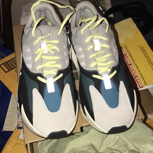 Yeezy Boost 700